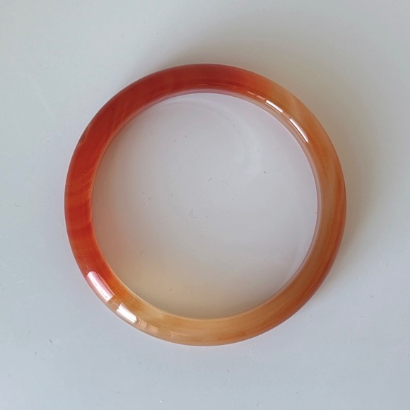 58mm Natural Carnelian Round Bangle BA126 - Picture 2 of 9